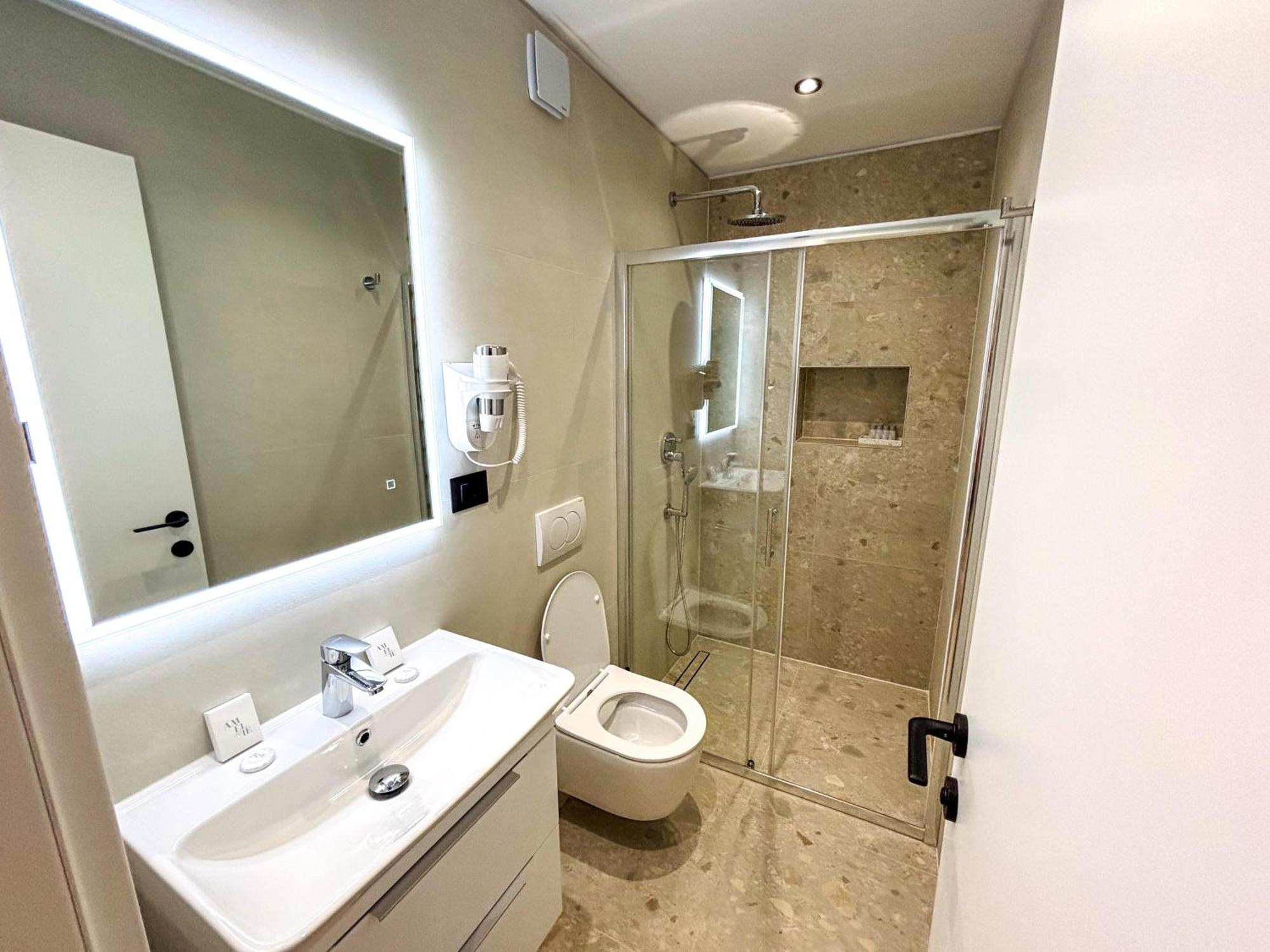 Marthinis Luxury Suites Split Eksteriør bilde